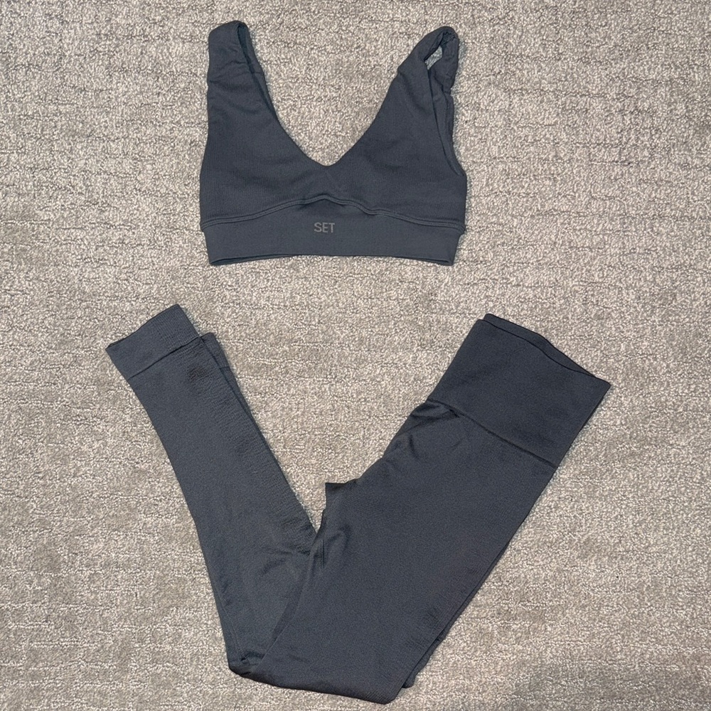 SET Active Sculptflex Bra & Leggings